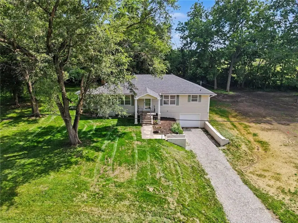 339 W Oak Street, Trimble, MO 64492 - #1