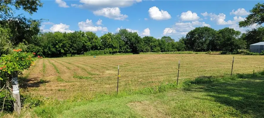 801 S Mckinley Street, La Harpe, KS 66751 - #2