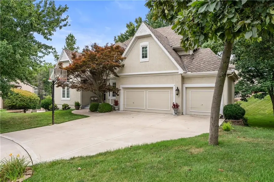 713 NE Plumbrook Place, Lees Summit, MO 64064 - #2