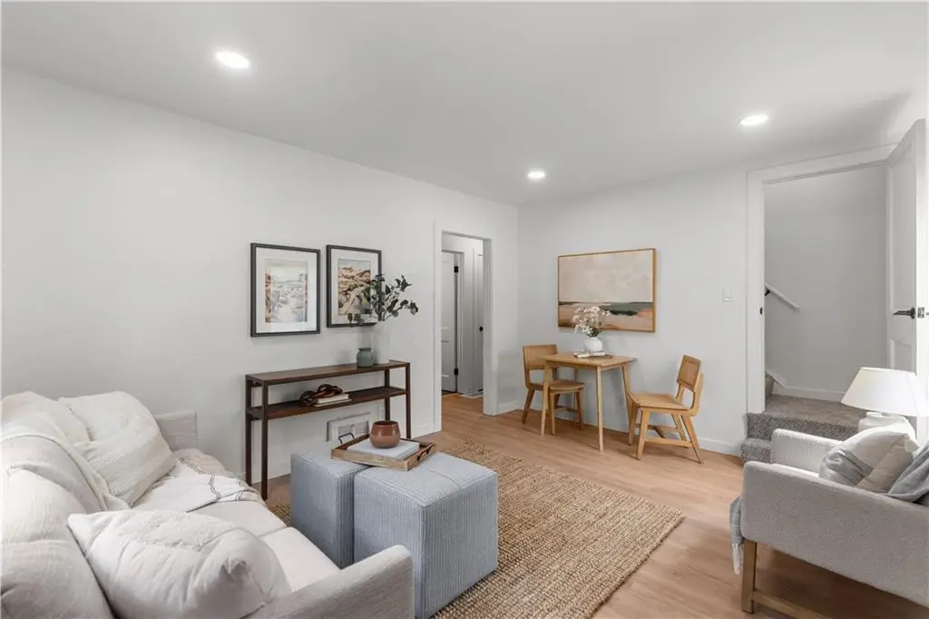 3905 N Spruce Avenue, Kansas City, MO 64117 - #1