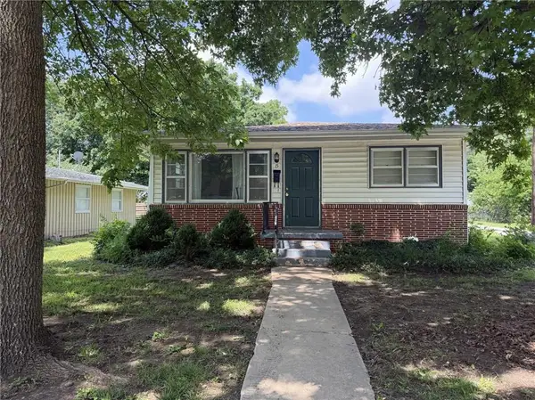 15 S Rutter Avenue, Chanute, KS 66720