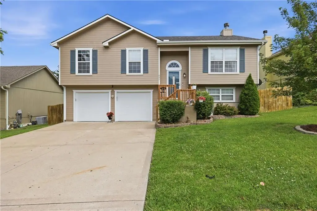 431 SW Joseph Lane, Grain Valley, MO 64029 - #1
