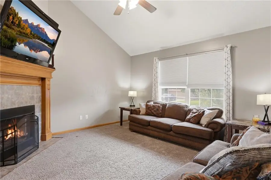 431 SW Joseph Lane, Grain Valley, MO 64029 - #3