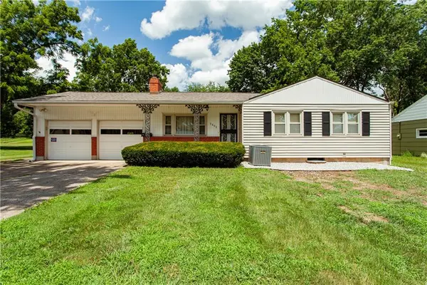 9806 E 77th Street, Kansas City, MO 64138