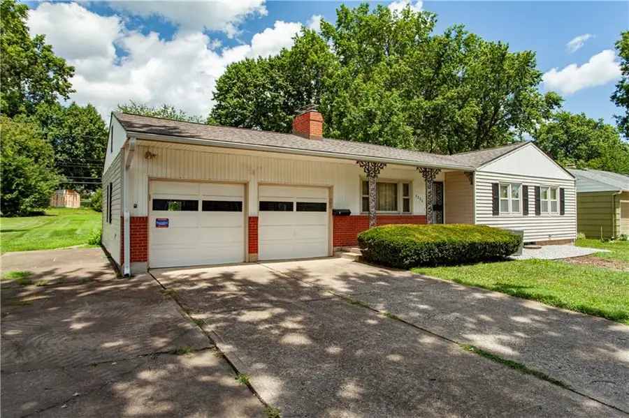 9806 E 77th Street, Kansas City, MO 64138 - #3