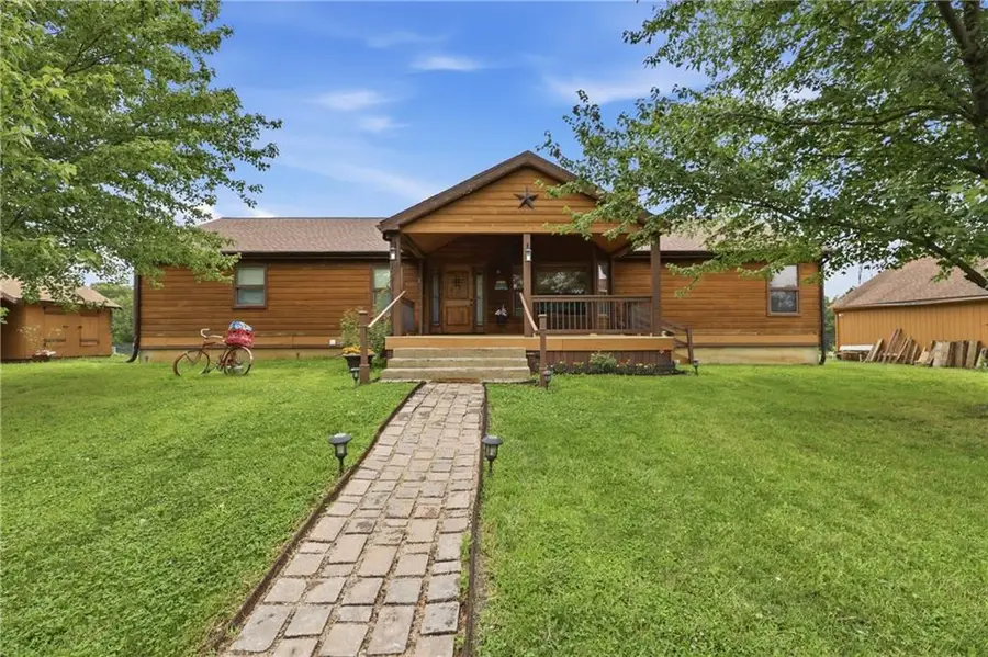 40303 E Round Prairie Road, Oak Grove, MO 64075 - #2