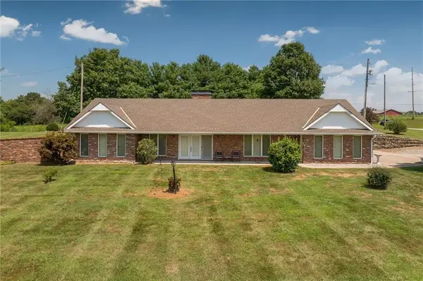 4902 S 33 Highway, Maysville, MO 64469