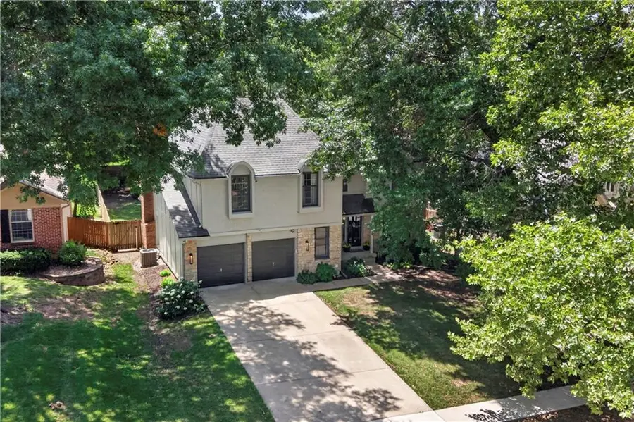 11434 Grant Drive, Overland Park, KS 66210 - #3