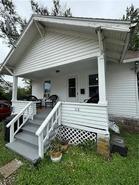 114 E Lincoln Street, Maryville, MO 64468 - #3