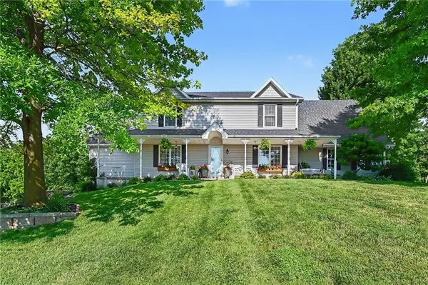 7204 Pleasant Ridge Terrace, St Joseph, MO 64504