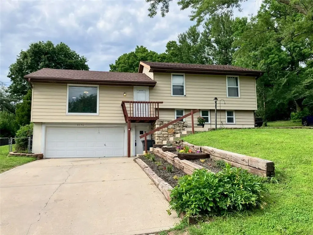 8136 Berger Avenue, Kansas City, KS 66111 - #1