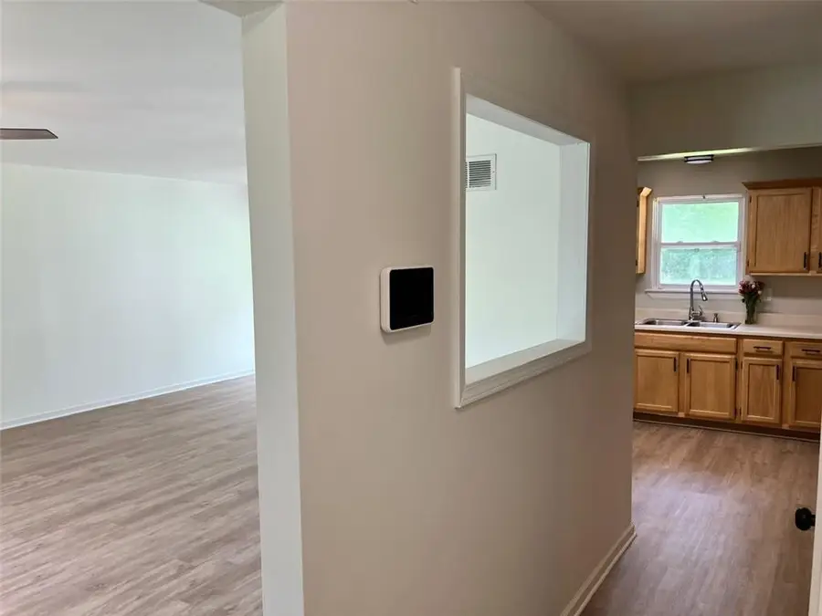 8136 Berger Avenue, Kansas City, KS 66111 - #2