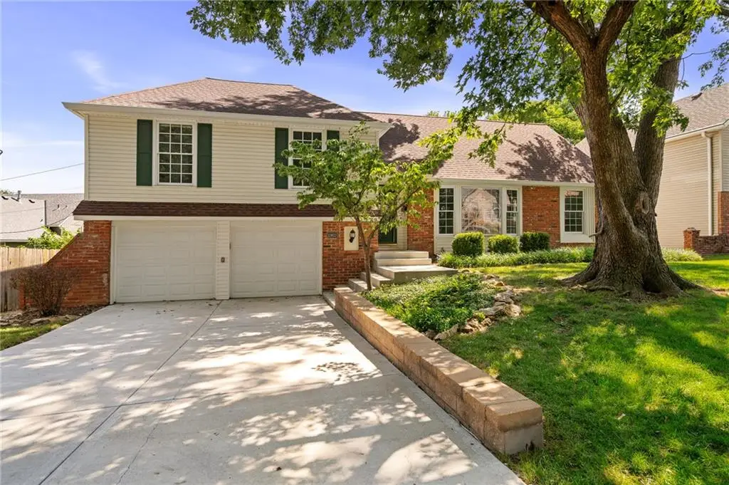 10603 W 98 Terrace, Overland Park, KS 66214 - #1