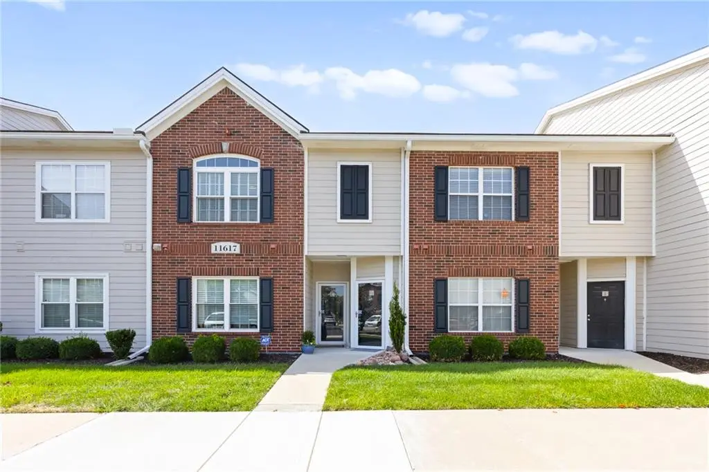 11617G Tomahawk Creek Parkway #G, Leawood, KS 66211 - #1