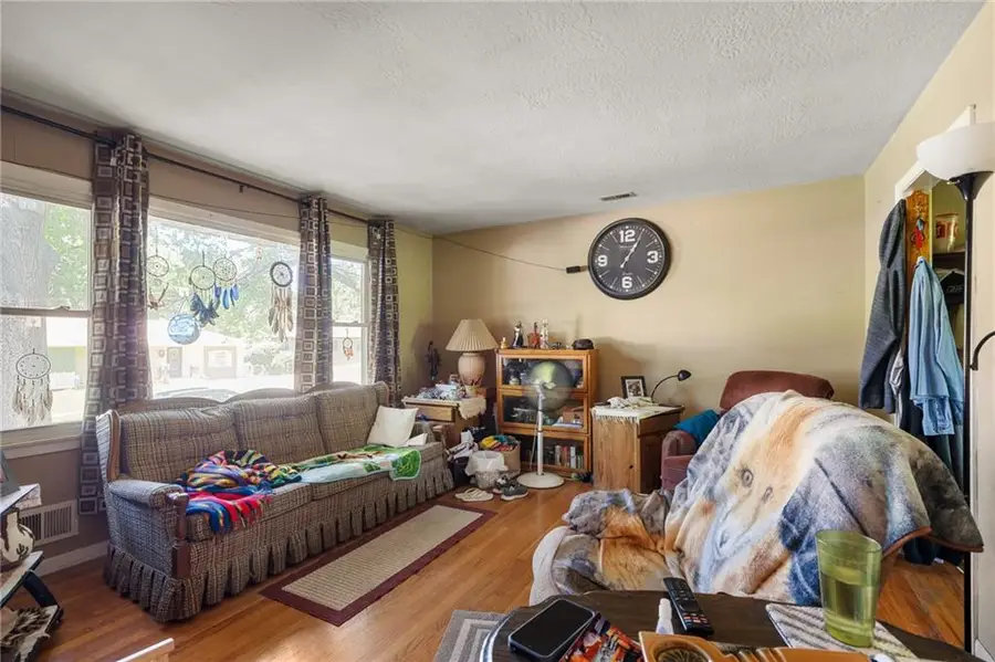 1729 N Mccoy Street, Independence, MO 64050 - #2