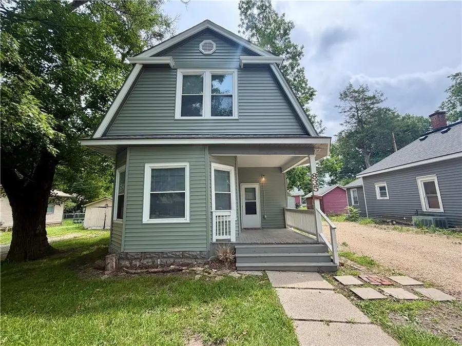 835 S Hickory Street, Ottawa, KS 66067 - #2