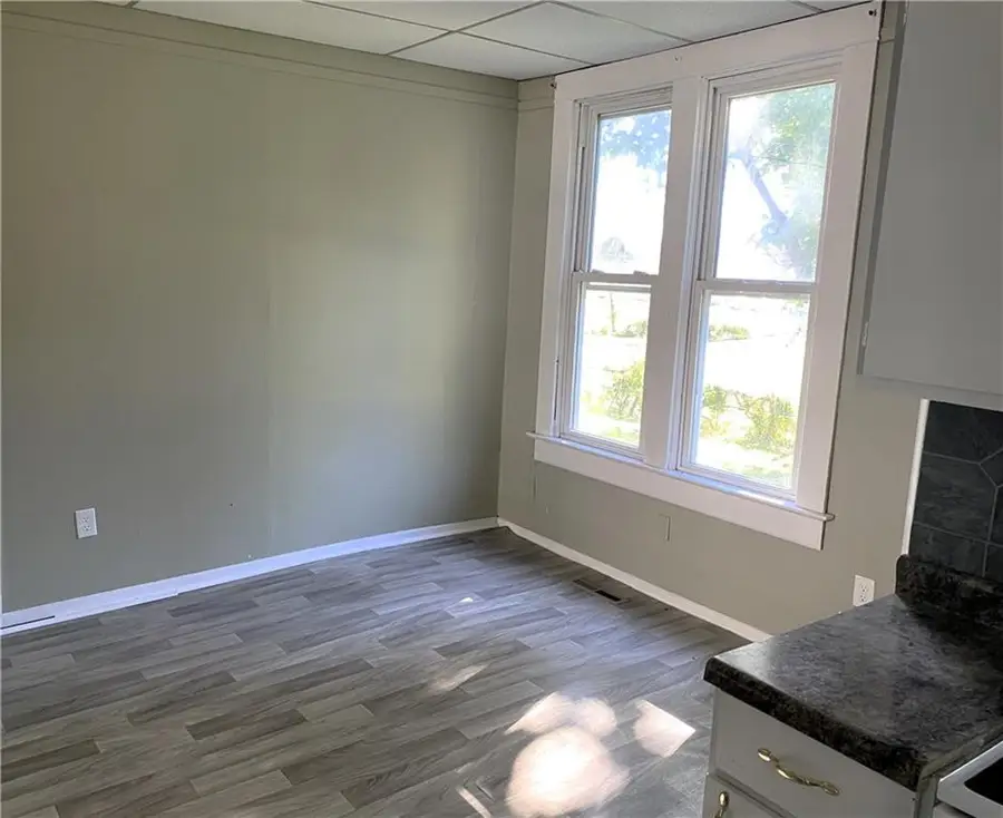 112-114 W Franklin Street, Saint Joseph, MO 64501 - #3