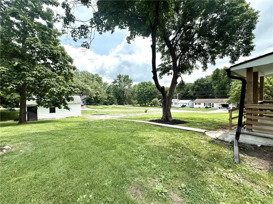317 Park Avenue, Maryville, MO 64468 - #3