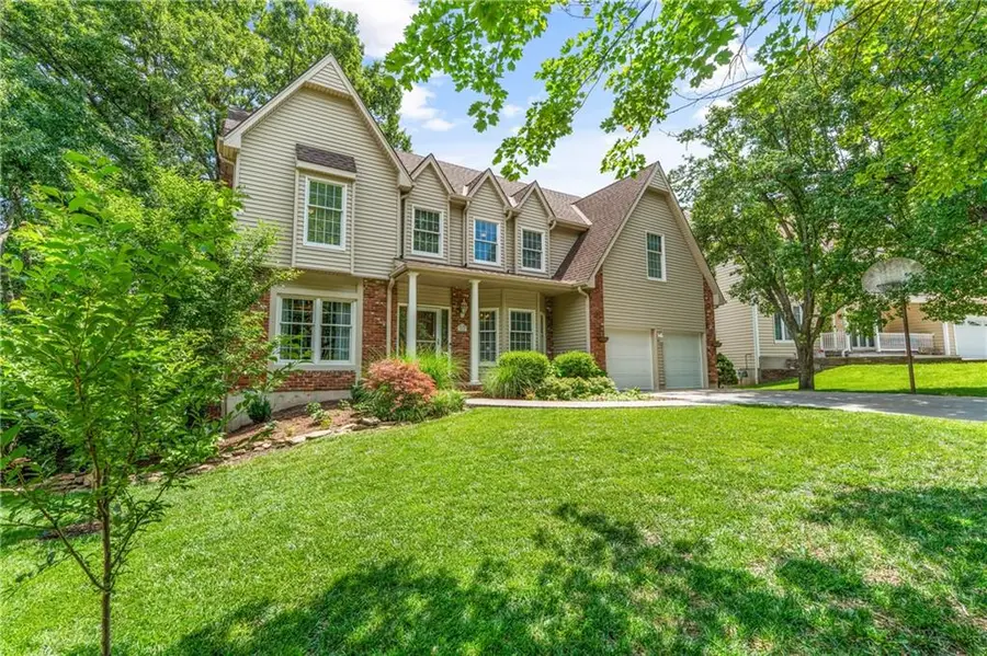 15007 W 76th Street, Lenexa, KS 66216 - #2