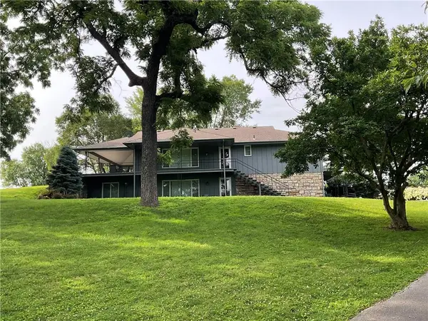 1712 N 70th Street, Kansas City, KS 66102