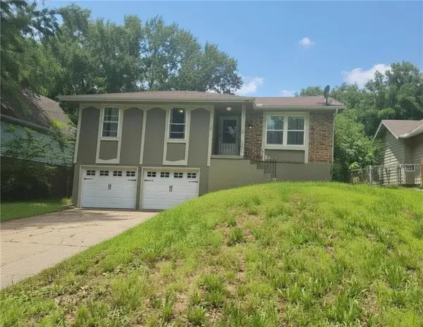 1322 S Hocker Avenue, Independence, MO 64055