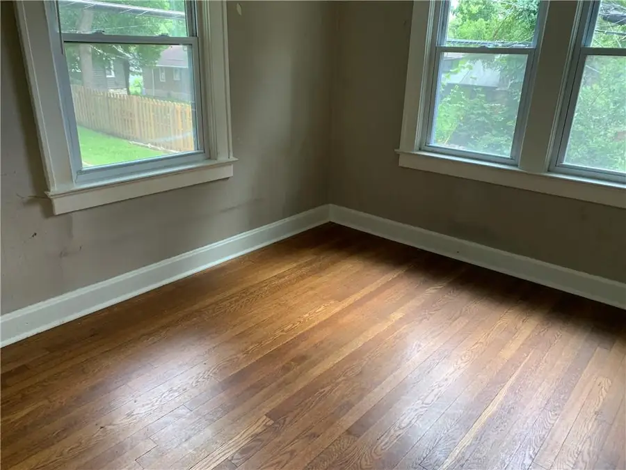 6617 Virginia Avenue, Kansas City, MO 64131 - #3