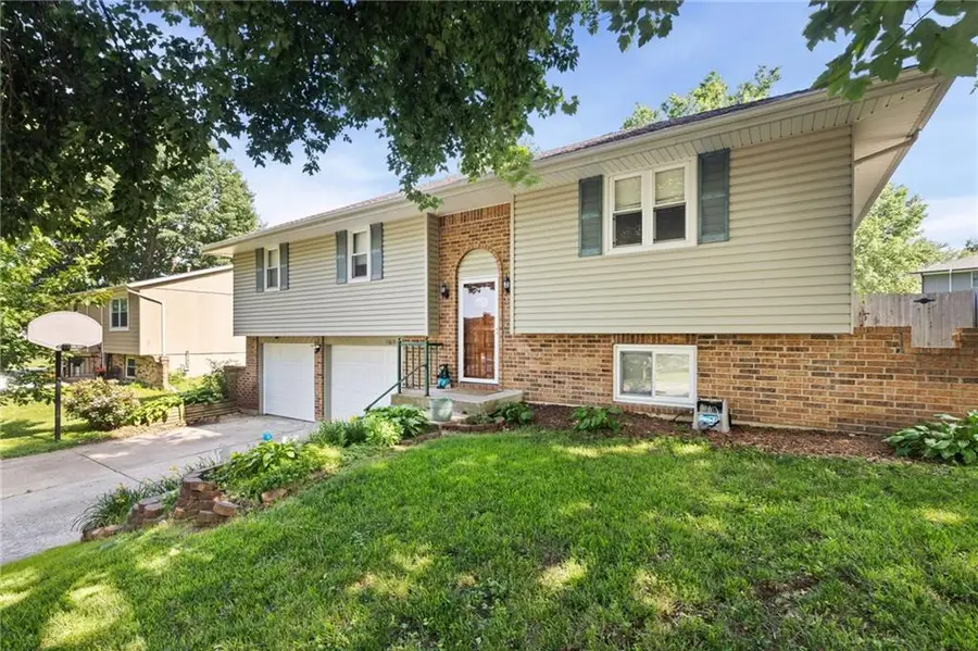 17819 E Greentree Avenue, Independence, MO 64057 - #3