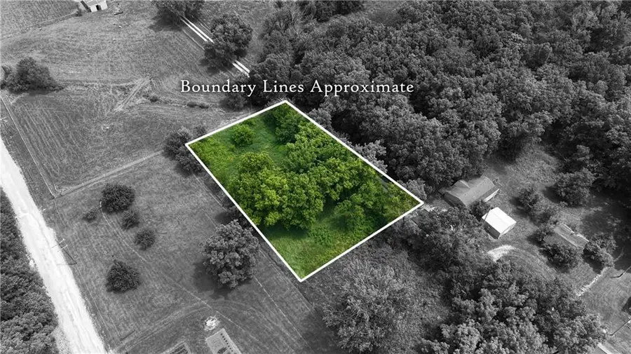 617 E Arthur Street, Hamilton, MO 64644 - #2