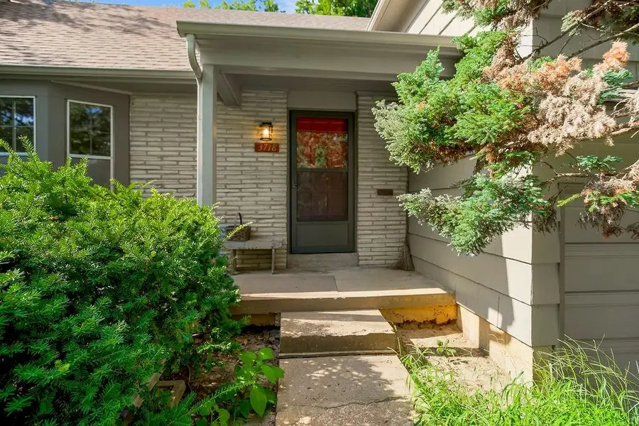 3718 W 52nd Terrace, Roeland Park, KS 66205 - #2