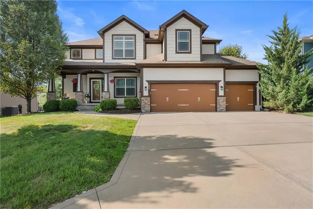 508 SW Lake Side Drive, Lees Summit, MO 64064 - #1