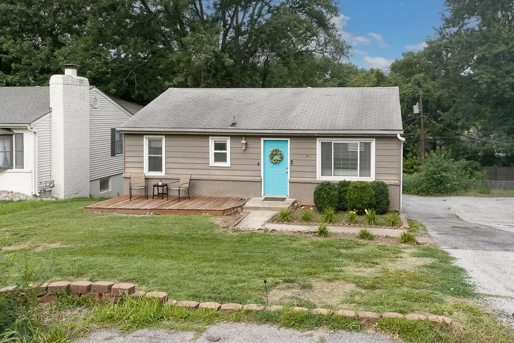 3932 N Spruce Avenue, Kansas City, MO 64117 - #1