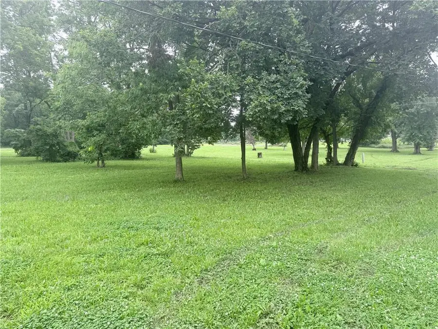 1315 W Pine Street, Independence, KS 67301 - #2
