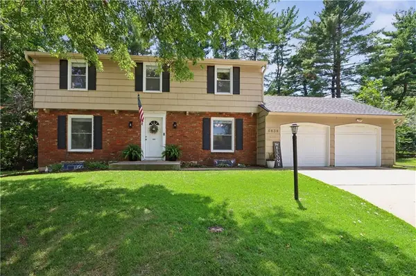 6836 NW Birch Court, Kansas City, MO 64151