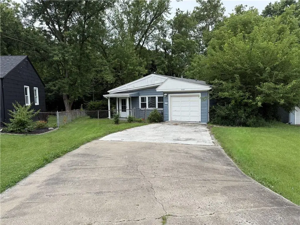 2407 NE 57th Terrace, Gladstone, MO 64118 - #1
