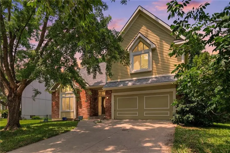 8260 N Woodland Avenue, Kansas City, MO 64118 - #3