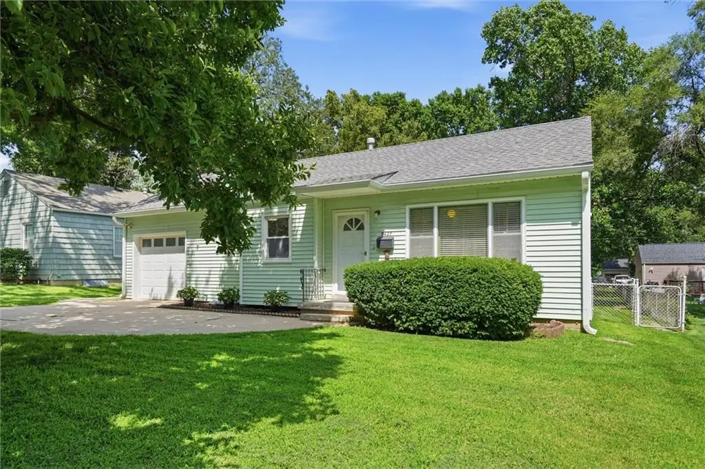 5427 Briar Street, Roeland Park, KS 66205 - #1