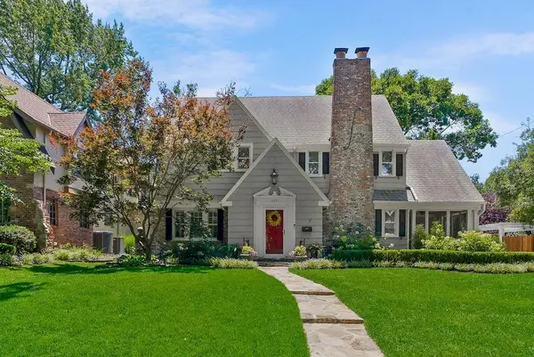631 W 66th Terrace, Kansas City, MO 64113