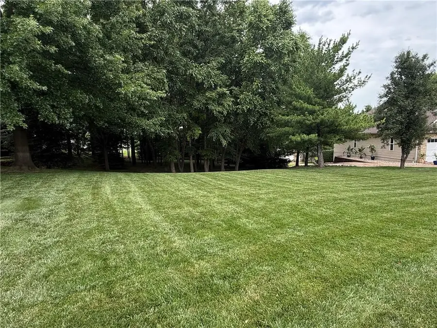 5007 Brookhaven Drive, Saint Joseph, MO 64507 - #3