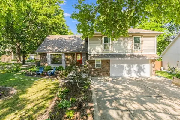 5909 N Norton Avenue, Gladstone, MO 64119