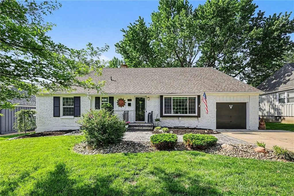 7207 W 71st Terrace, Overland Park, KS 66204 - #1