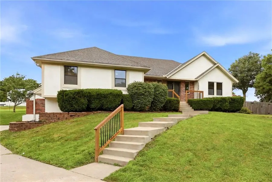 1008 Ne Remington Court, Lees Summit, MO 64086 - #3