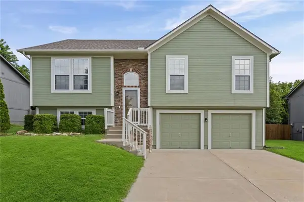 1010 NW Scenic Drive, Grain Valley, MO 64029