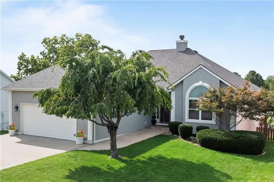 3912 SW Chatham Drive, Lees Summit, MO 64082 - #2