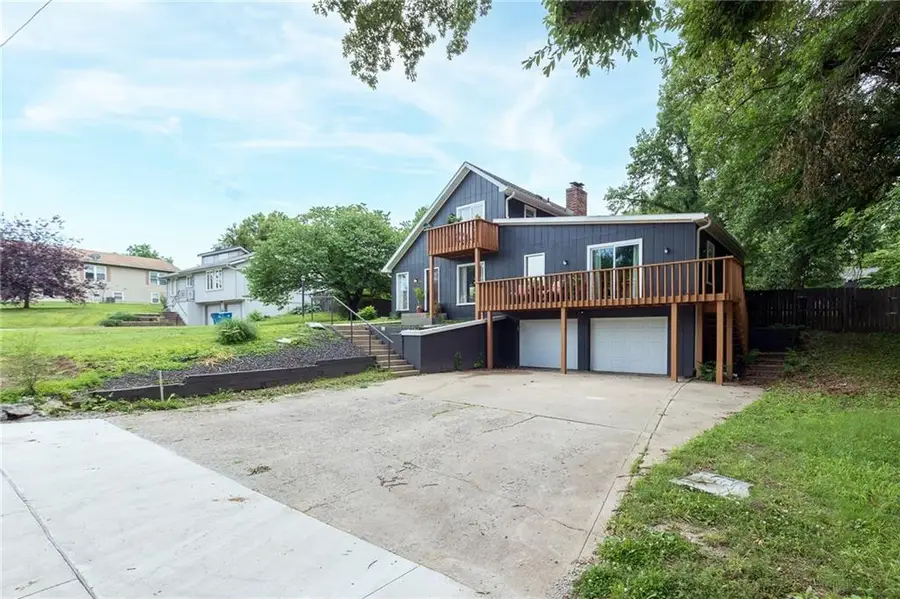 124 Johnson Road, Liberty, MO 64068 - #3