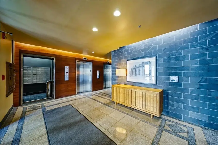 21 W 10th Street #9C, Kansas City, MO 64105 - #3