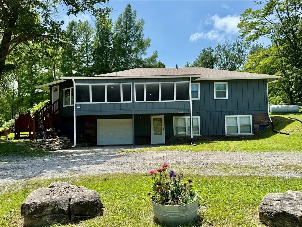 14990 Lakeside Drive, Excelsior Springs, MO 64024 - #1
