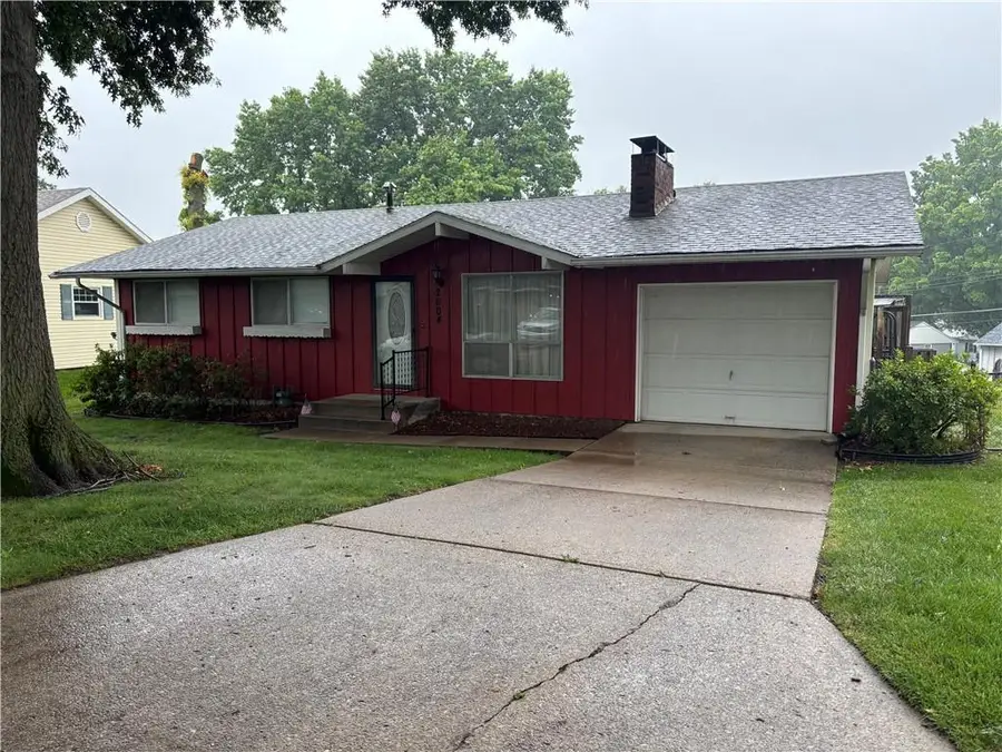 2604 Cardinal Lane, Saint Joseph, MO 64503 - #3