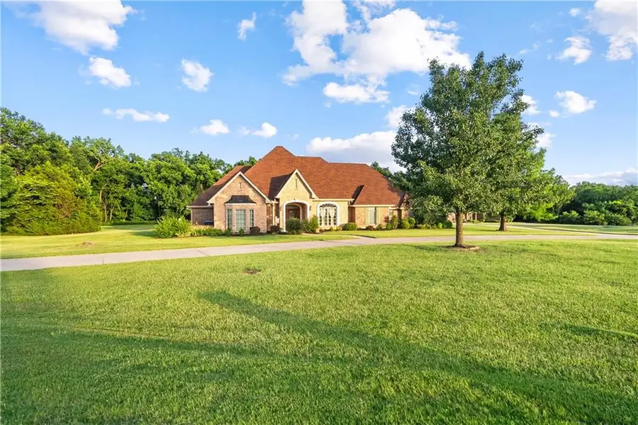 2861 W Northbrook Street, Coffeyville, KS 67337 - #3