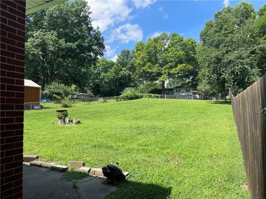 2924 Shrine Park Road, Leavenworth, KS 66048 - #2