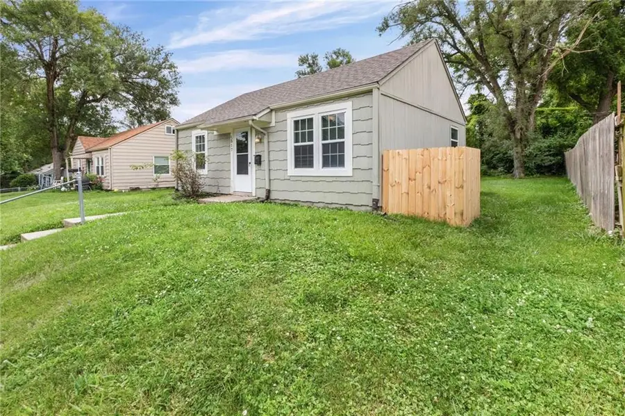5017 Forest Avenue, Kansas City, KS 66106 - #3